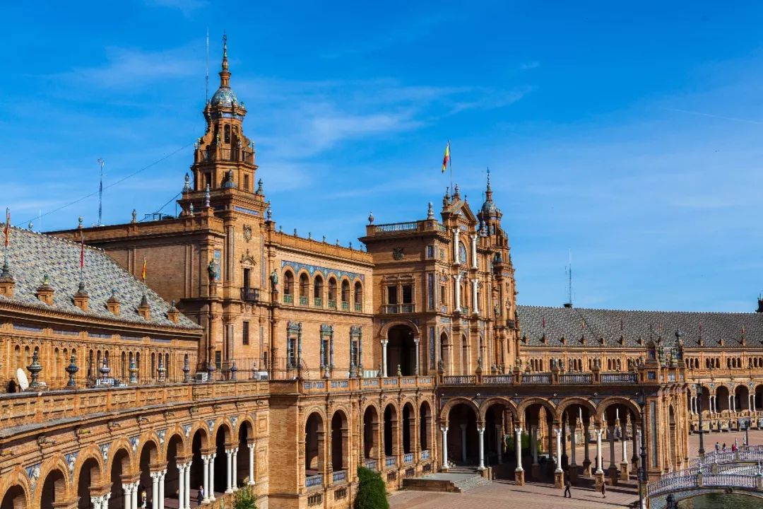 跳开传统思路,小语种了解一下!