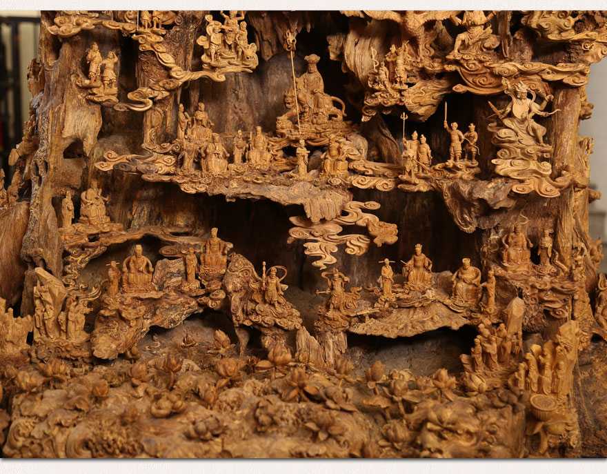 福建省工艺美术大师王启瑞清刀木雕创新意