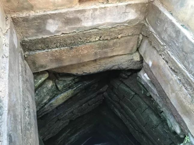 地址及位置:孝感市孝南区杨店镇东街村13号//井东古//二龙桥反映了