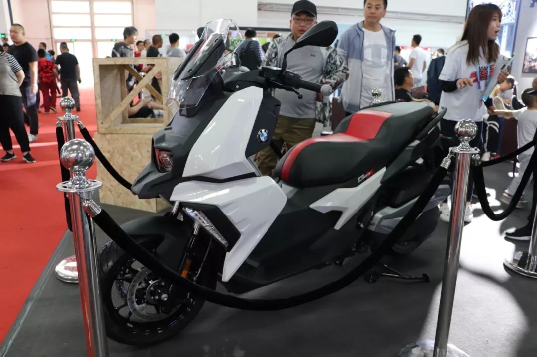 达摩院年中盘点这些上半年亮相的进口车型部分竟搭载有中国芯