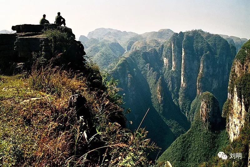 湘西申报世界地质公园行:走进天星山_凤凰