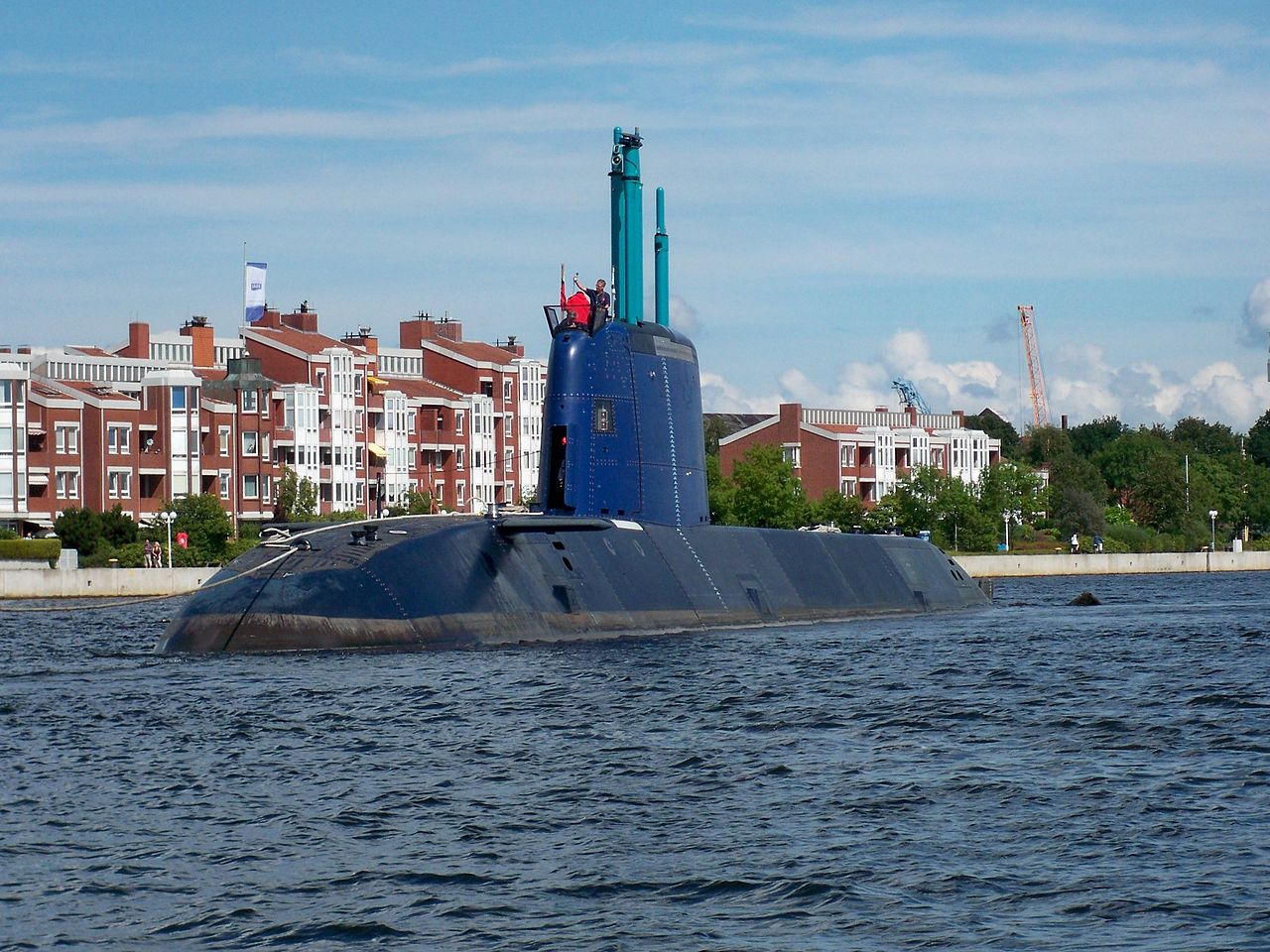 目前以色列潜艇部队拥有5"海豚"级潜艇,分别为非aip潜艇"海豚号","