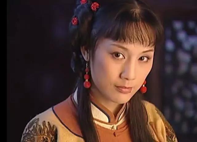 姣女等16个名位共208人,24个王妃名下又有姹女,元女等7个名位共960人