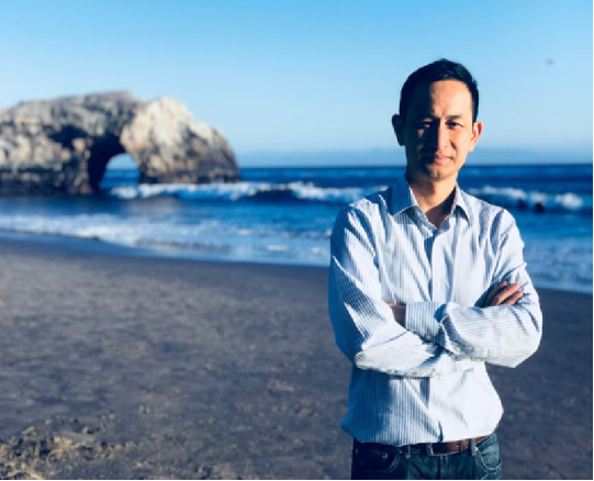 让孩子跟着荔枝未来的peter老师一起学习人工智能