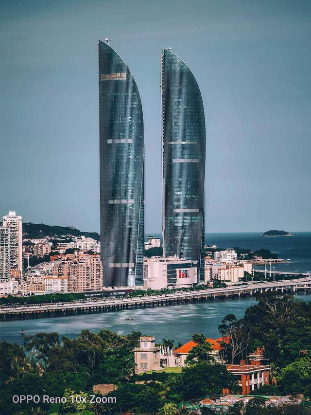 网友用opporeno10倍变焦版拍厦门看完你也想到那里转转