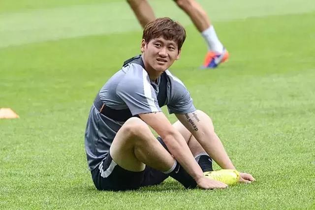 原创鲁能内援中卫人选敲定裴帅已被天海主帅下放预备队决心离队