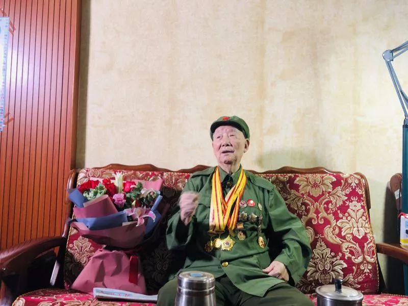 红色金寨籍102岁老红军郝毅的传奇一生