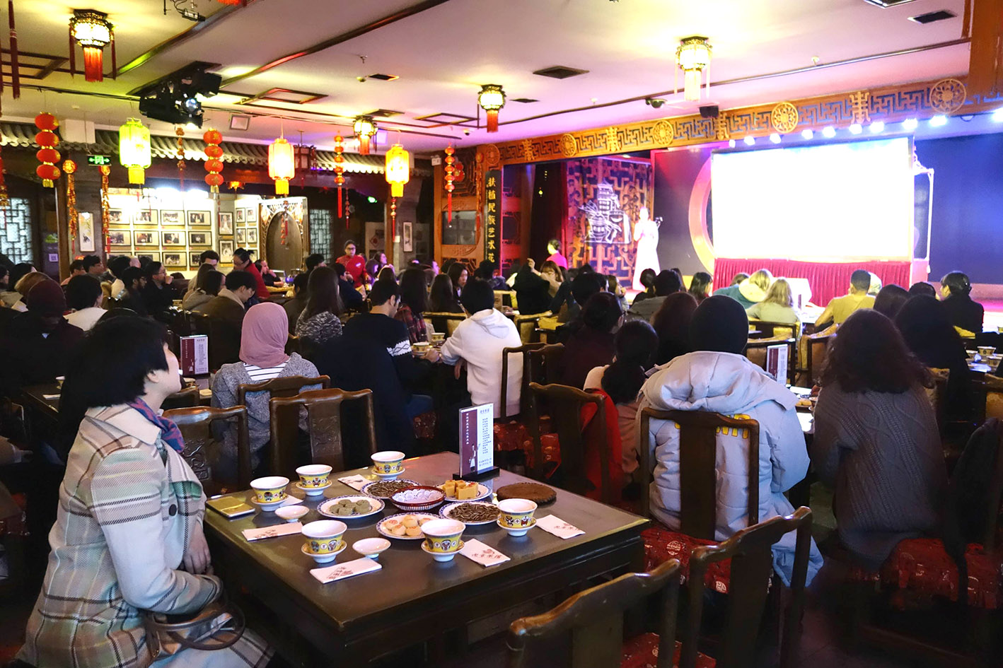 热烈祝贺北京老舍茶馆即将签约入驻威海一站式都市文化购物中心方邻