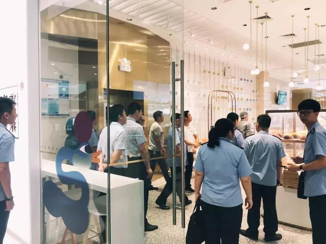 喜茶,奈雪の茶,老码头,太二.又一波排长队餐厅后厨大曝光!