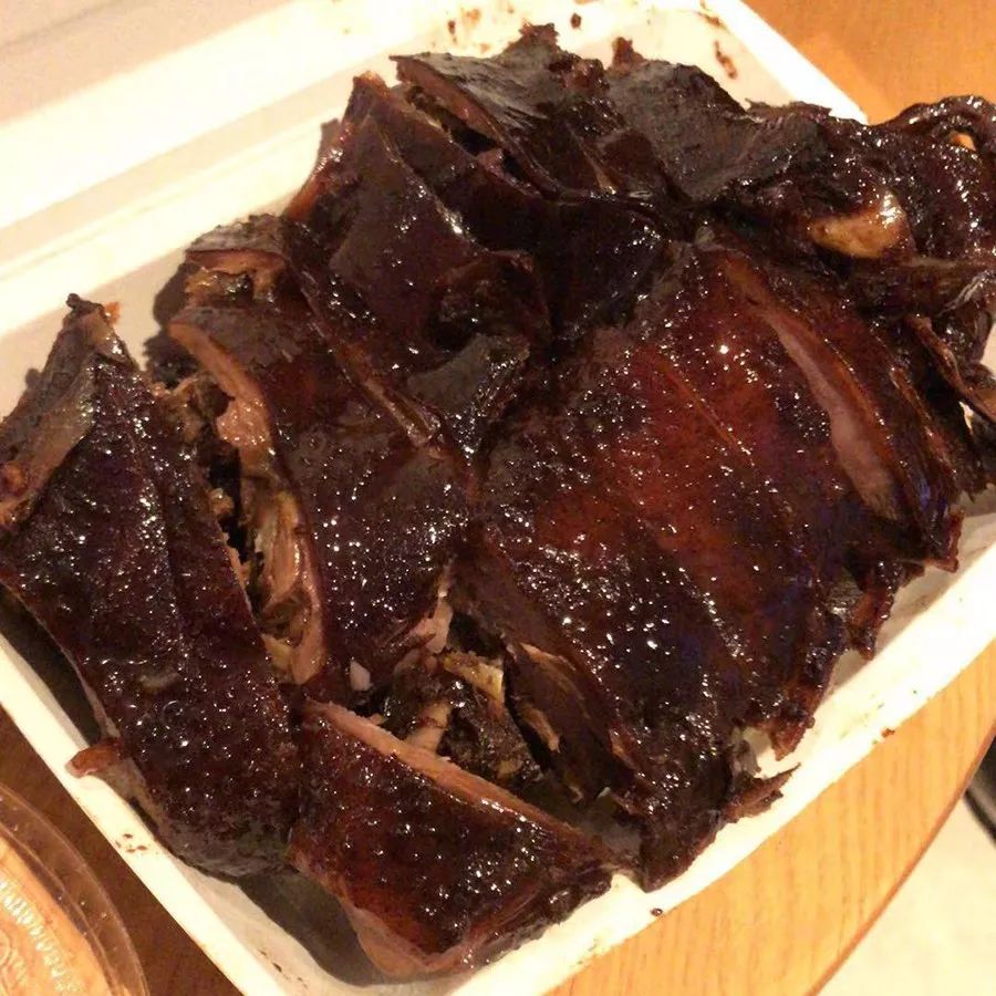 大桥麻油鸭/周巷黄糖烧饼/桥头炒面…无死角打卡集盒夜市!