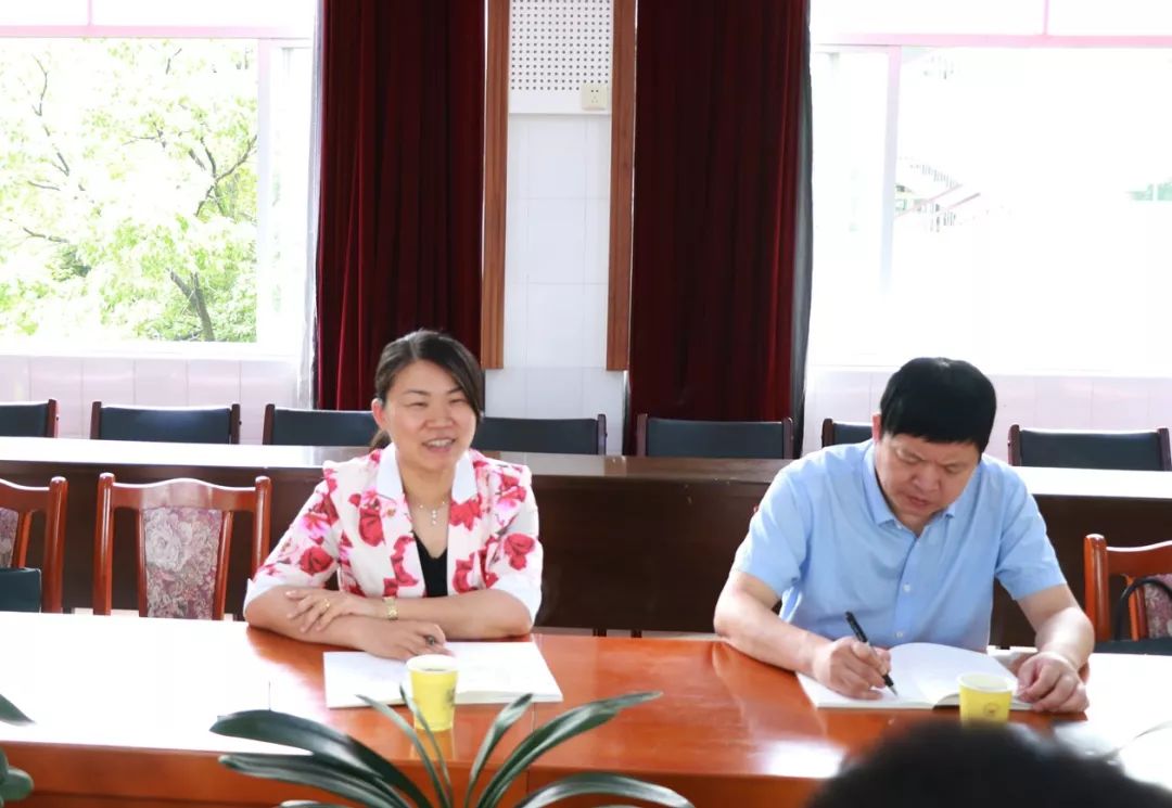 新闻速递副市长陈巧锦赴巍山高中调研