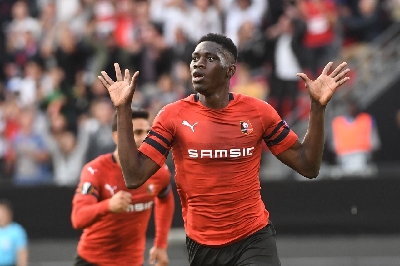 天空枪手将雷恩边锋萨尔视作扎哈备选预计身价3500万镑