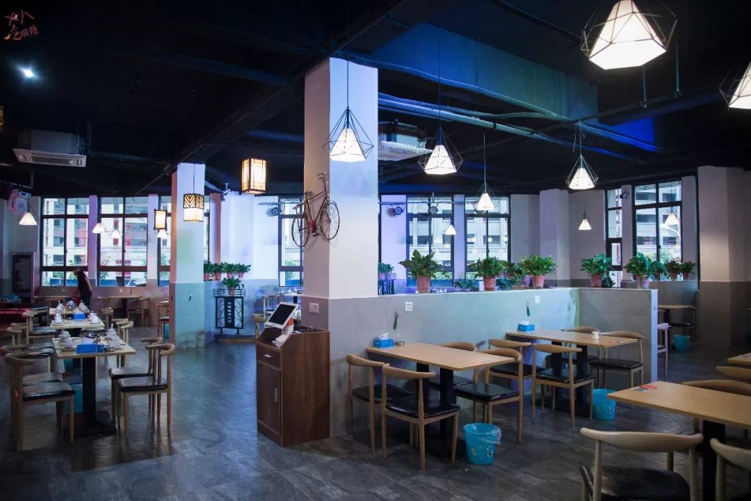 轰动整个铜陵望京小腰开业招牌小腰免费撸更有超值折扣福利等你来拿