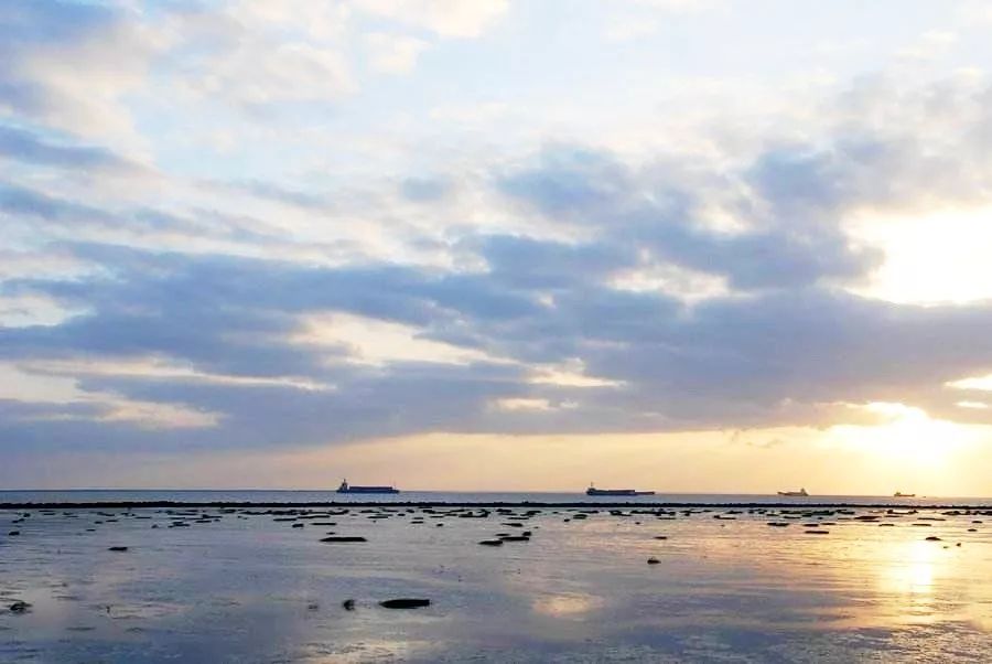 东海之滨三甲港看海赏景尝美食