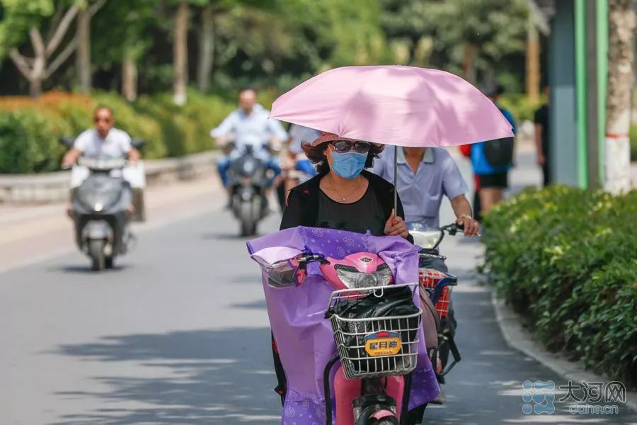 气温直逼40℃,炎热的夏季如何正确养生!