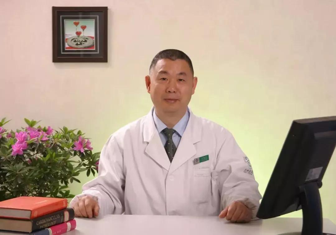 大写|用仁心仁术成就大写人生！