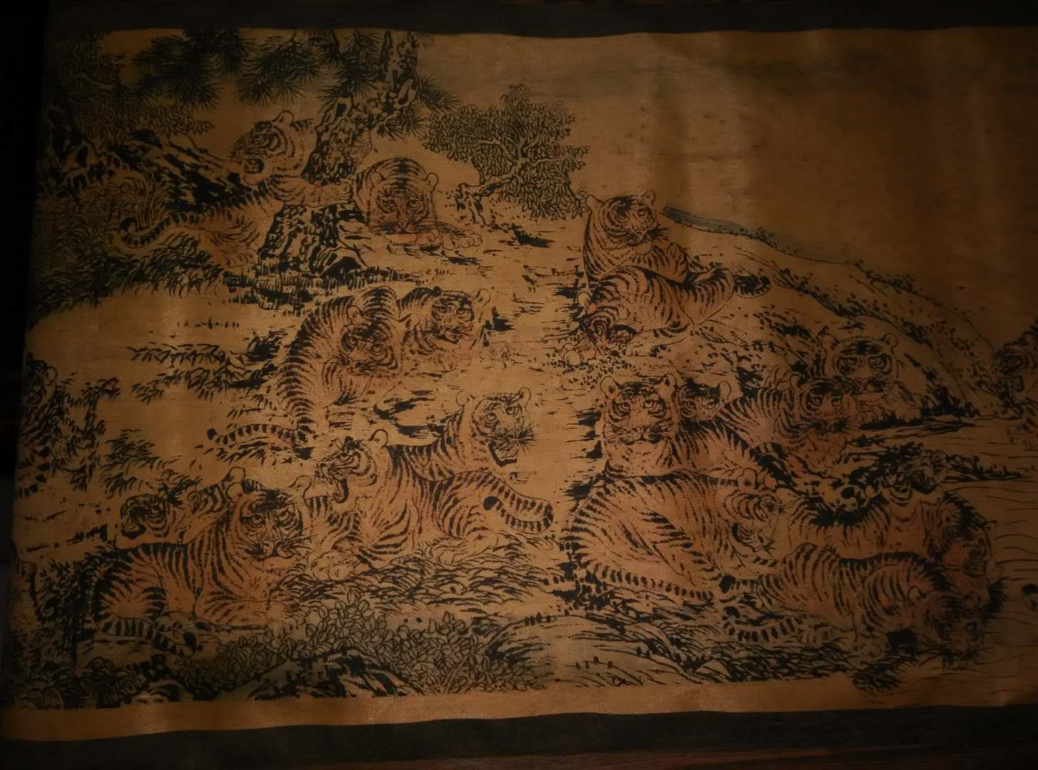 江南居士百虎图真迹图片赏析