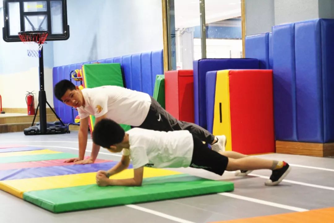 免费送水上乐园门票东莞这家少儿体能运动馆69元报名还送玩具