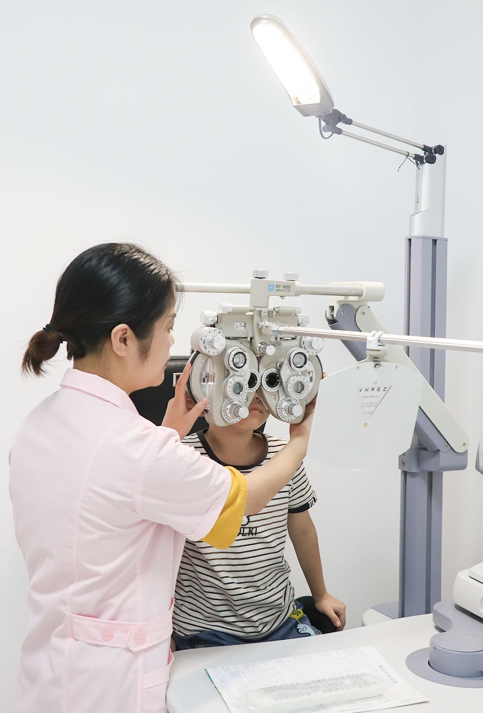 0元全套眼健康检查晋江小有名气的眼视光中心就在五店市旁