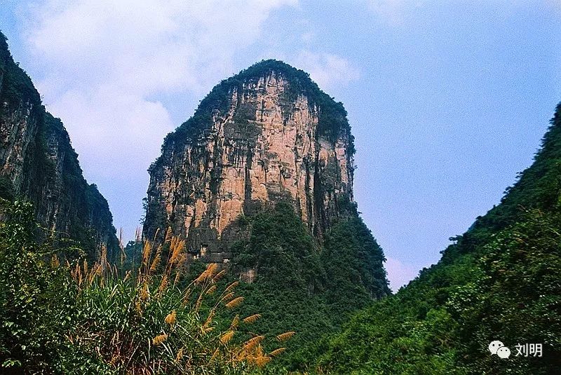 湘西申报世界地质公园行走进天星山