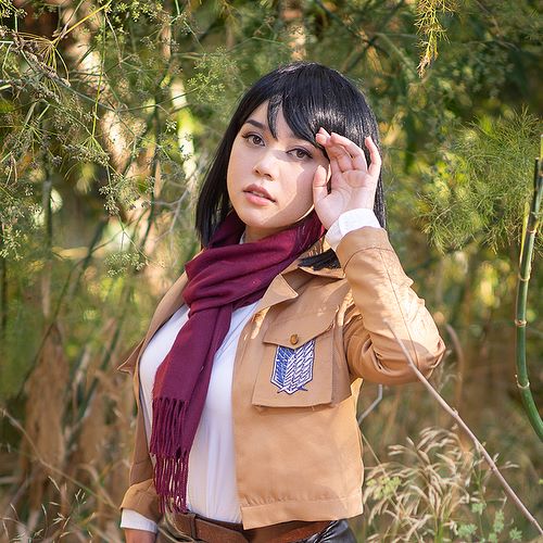 巨人三笠cos,我愿为三爷的八块腹肌献出我的心脏