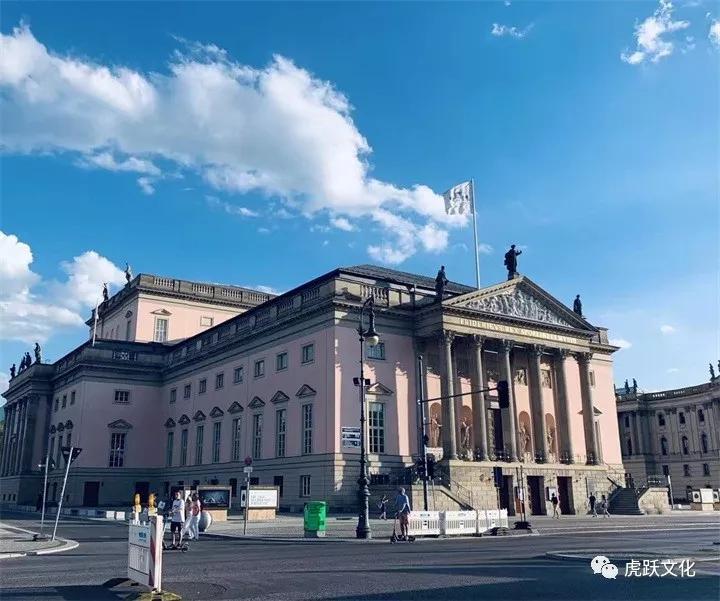 走进世界十大歌剧院之一柏林国家歌剧院