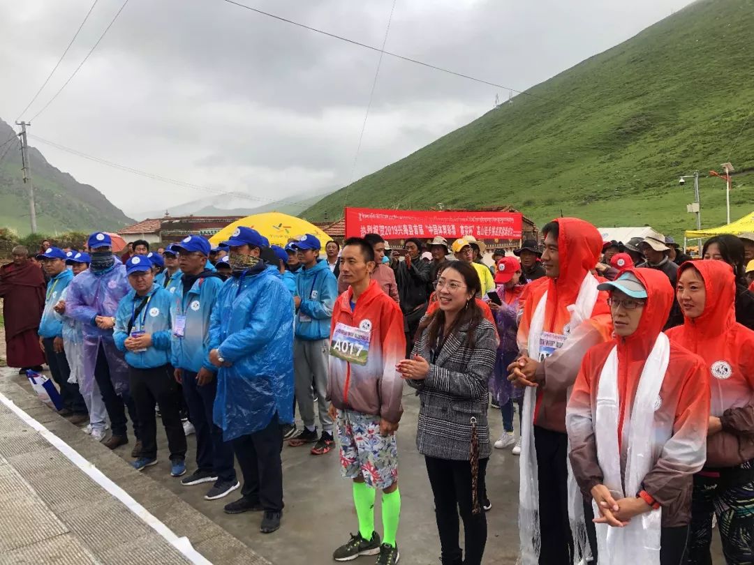 海南州文体旅游广电局副局长李罗过同志,兴海县人民政府副县长王启财