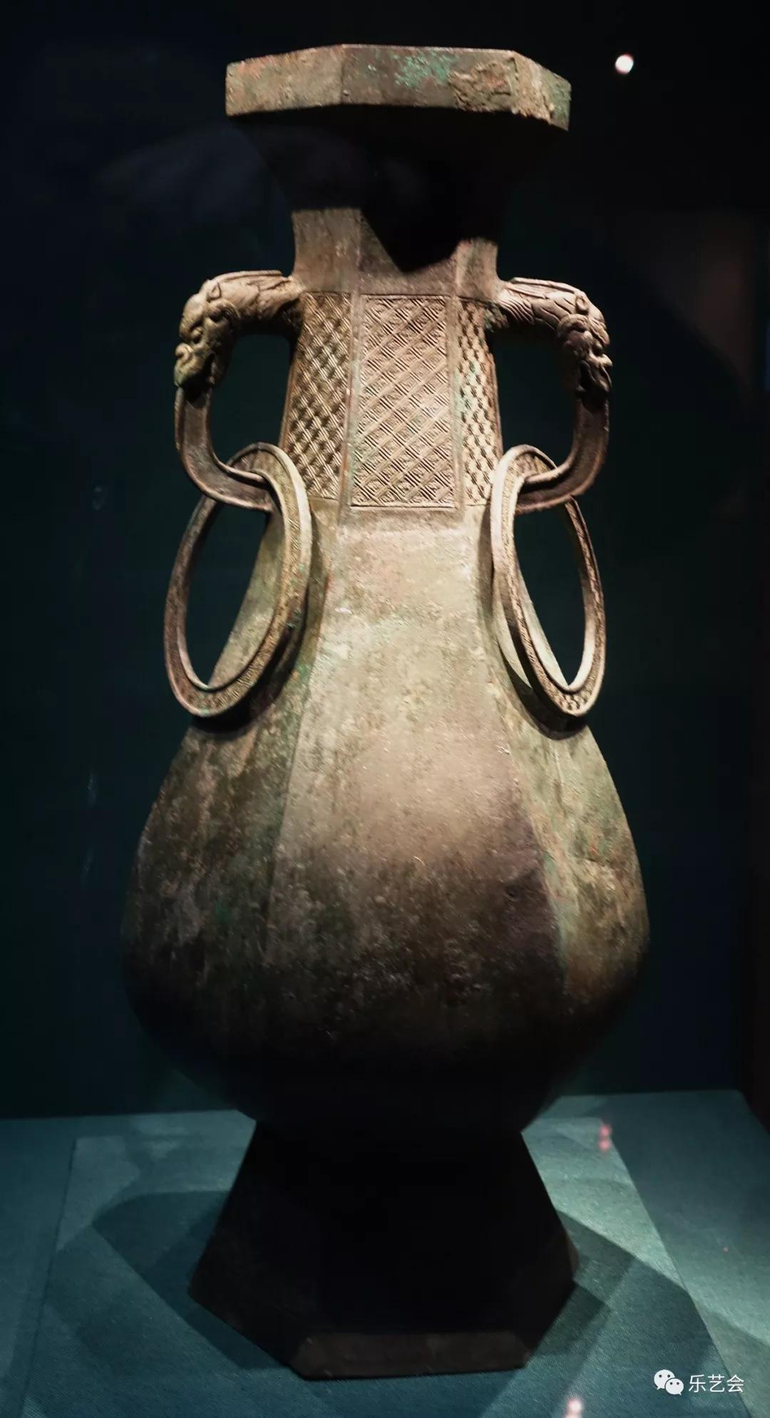 从双耳六棱铜瓶到金银器丝路上的神秘王国西夏文物展系列