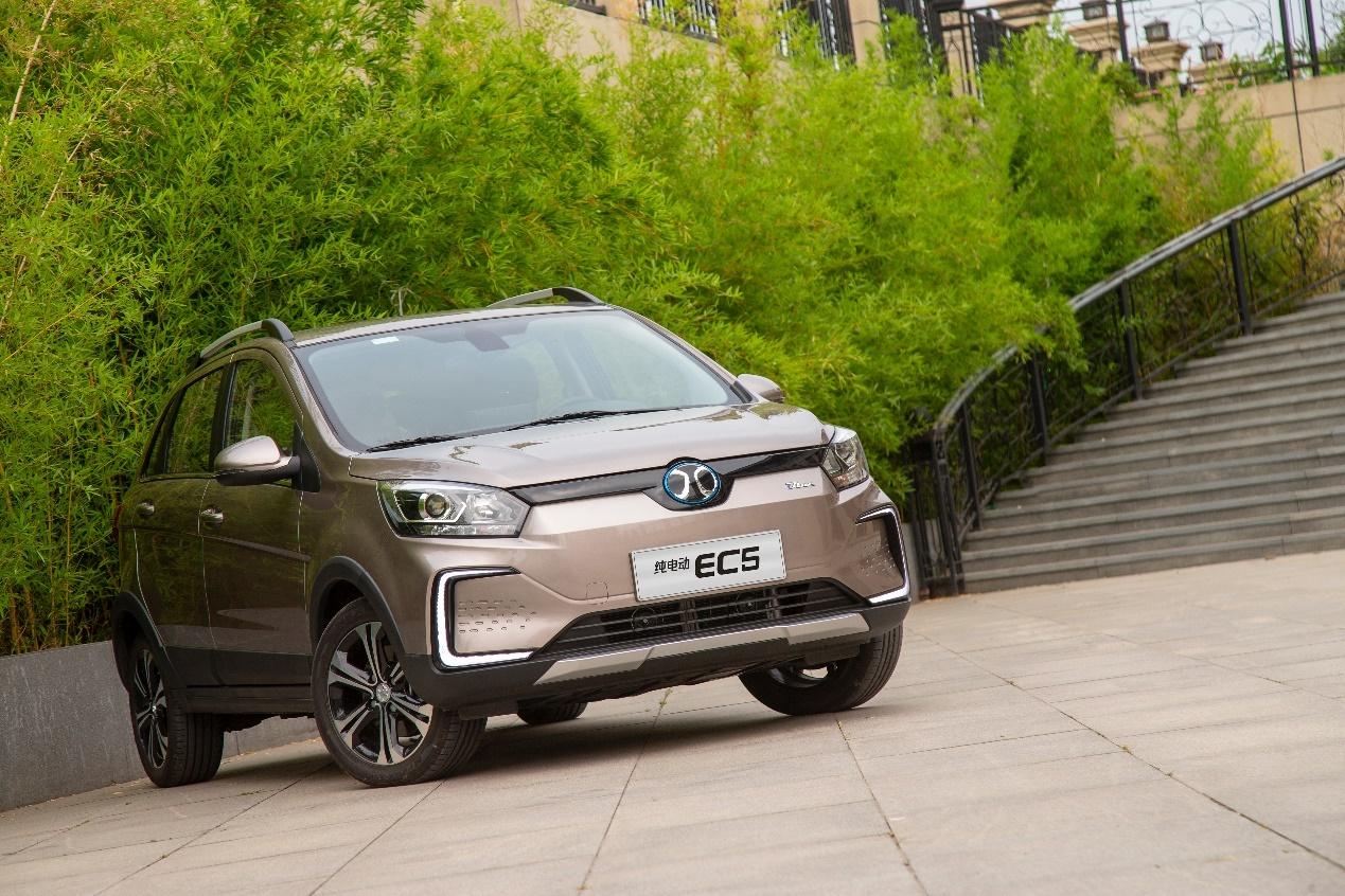 电驹试驾除了403km续航北汽新能源ec5还有什么亮点