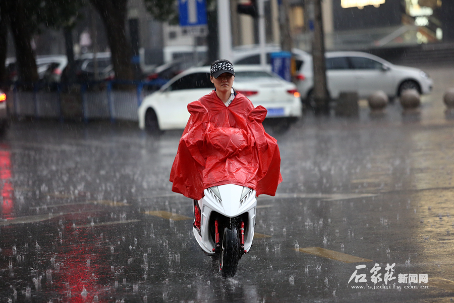 石家莊氣象臺發佈冰雹橙色預警信號