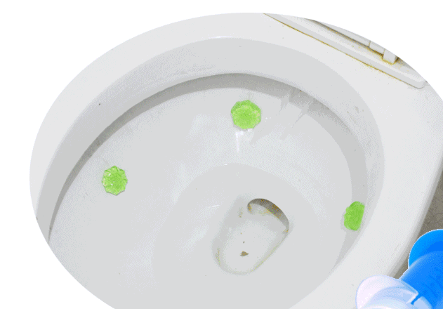 papi酱强烈安利的抖音"马桶种花"神器——日本开花小熊洁厕凝胶!_冲水