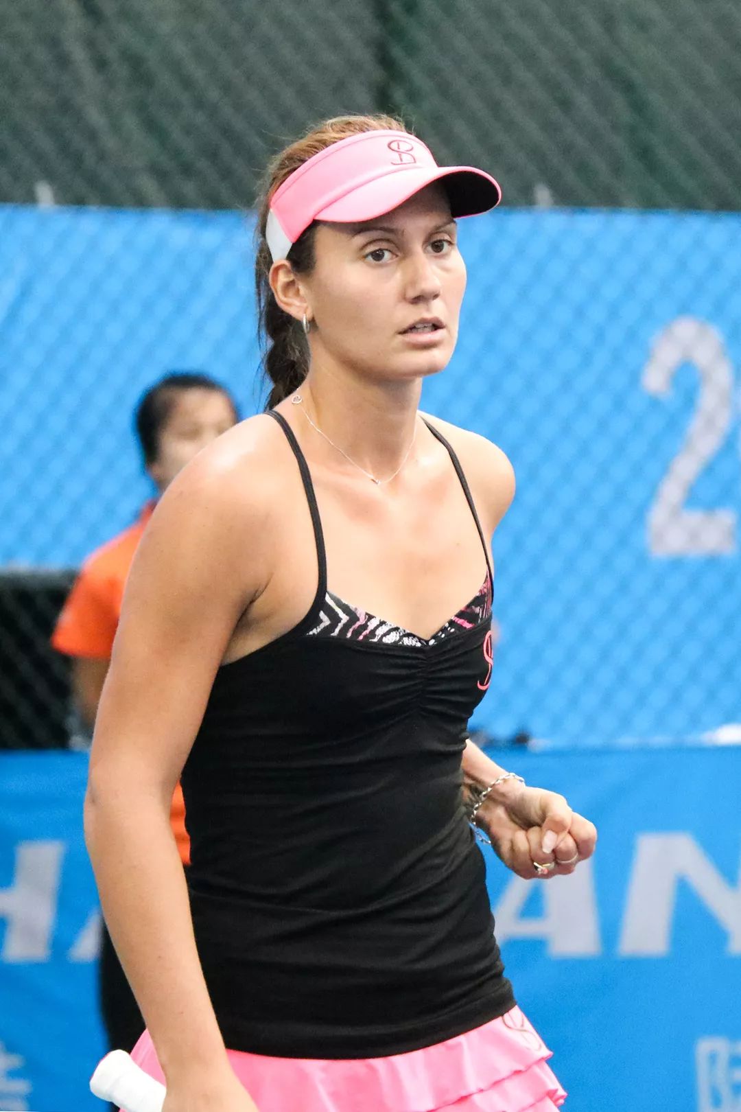 赛事关注国际网球赛事首次落户乌兰察布名将云集七月激情开拍