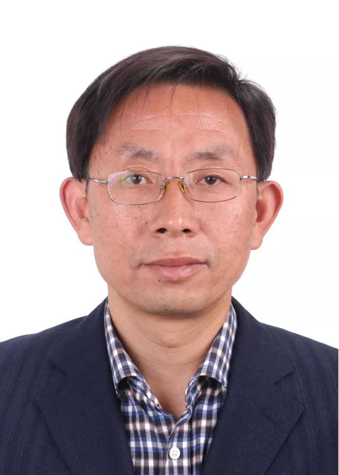 关注深情耕耘近30载是什么让他对信访工作情有独钟