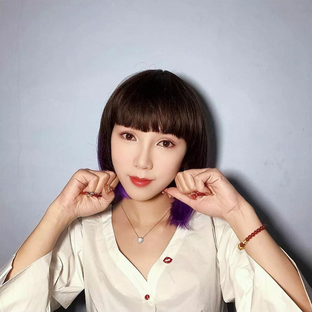 淘宝上的光头美女主播掉光头发后我的美丽才开始绽放