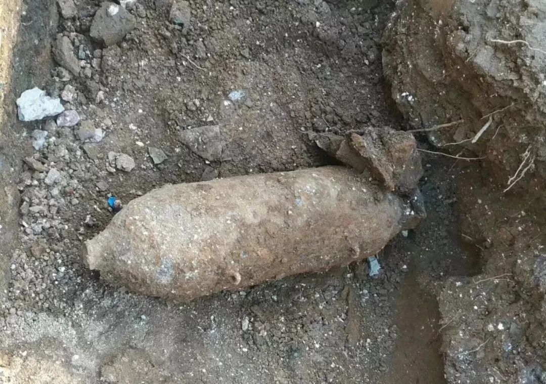 祁阳惊现一枚日寇侵华时未爆炸的航空炸弹