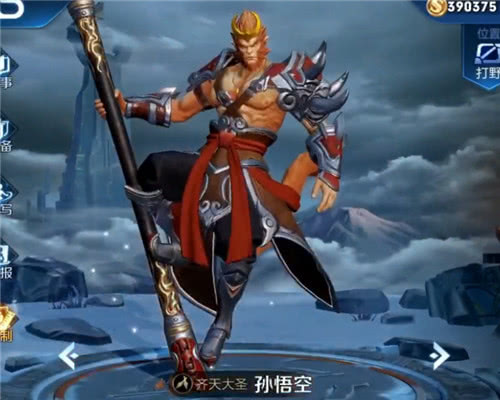 这个版本的猴子一技能会隐身,而且还有个分身,二技能和大招和国服的差