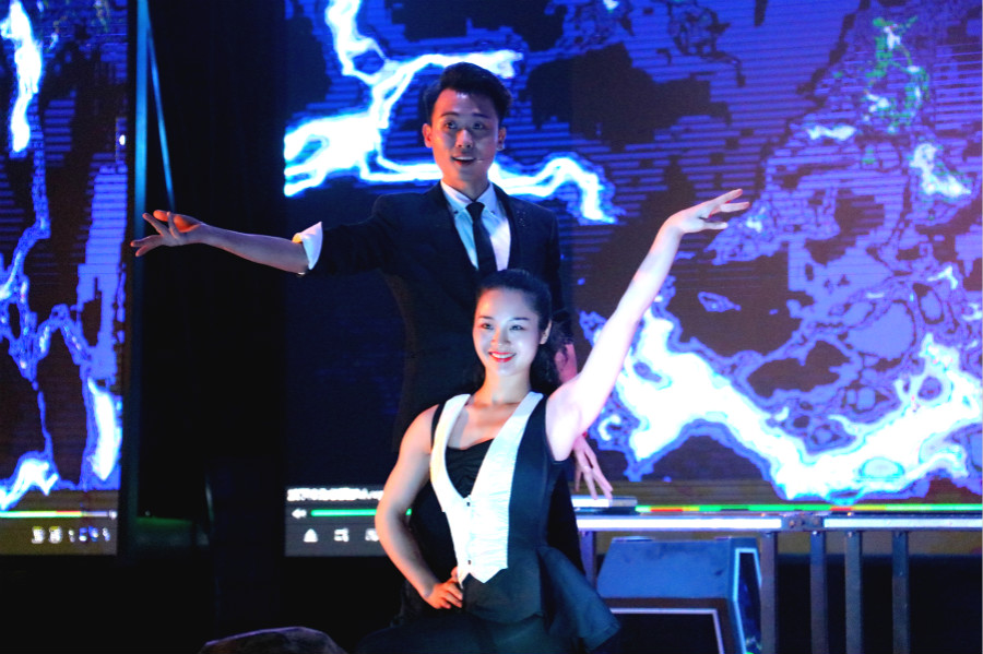 据悉,此次提档升级活动该景区还邀请到华语乐坛著名歌手兰均,罗珊及