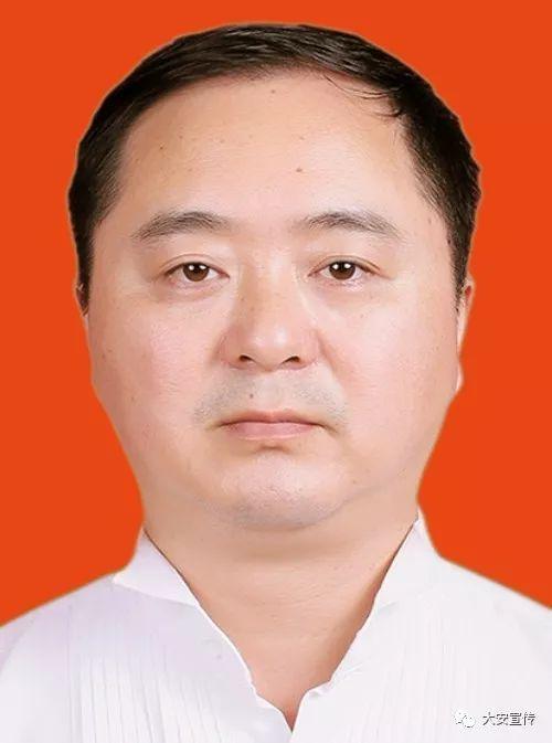 第五届自贡市道德模范_刘兴钊