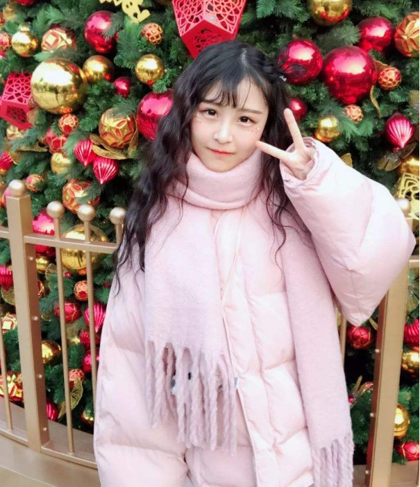 现在猫妹妹经过自己的努力,顺利成为了快手上的一名大网红,和男友达少