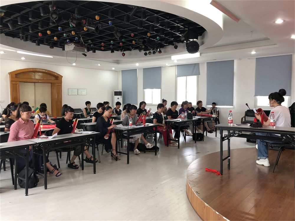 曲艺传承进行时永嘉县温州莲花永嘉花鼓培训班正式开班