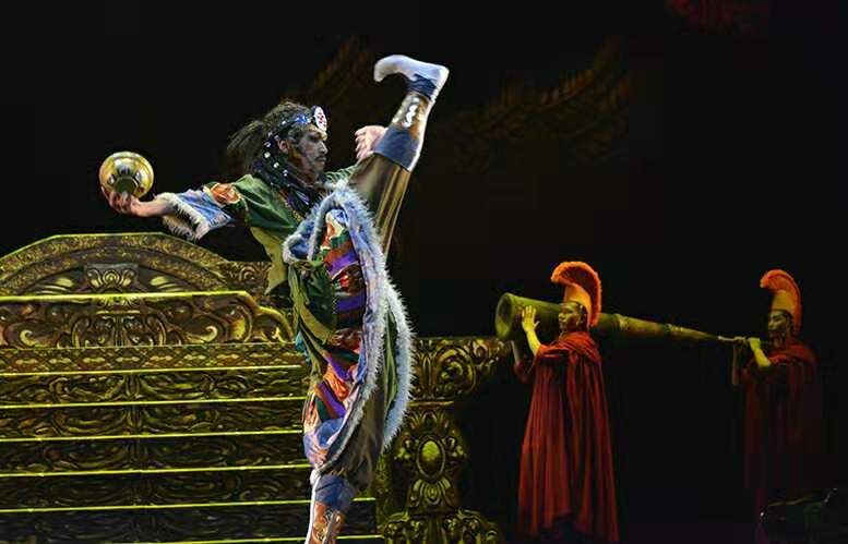 民族舞剧红罂粟尘埃落定在昨晚在锦城艺术宫首演大获成功