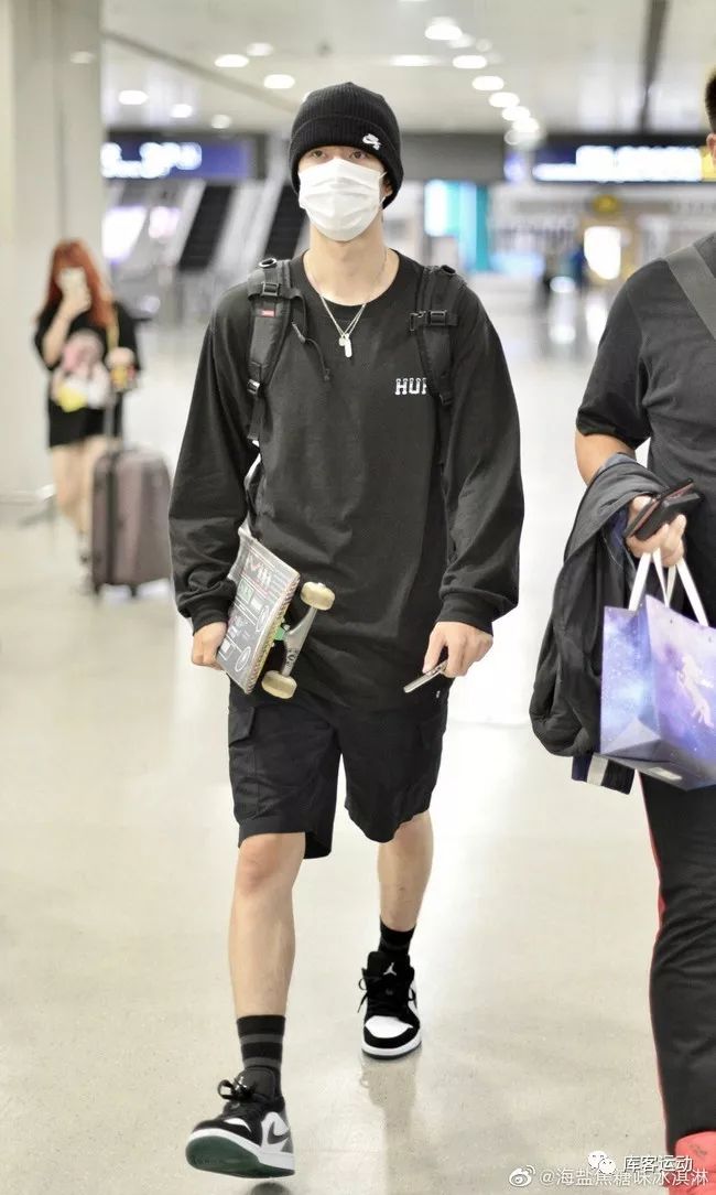 国内男星一周上脚sneaker精选