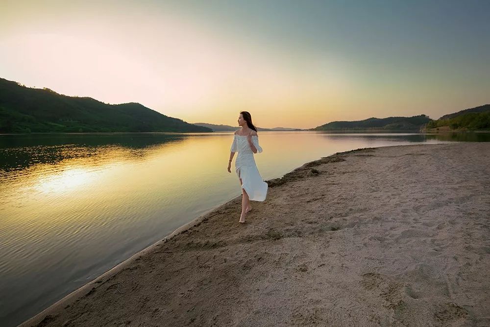 43岁离异女的醒悟:"男人的嘴,真是骗人的鬼"