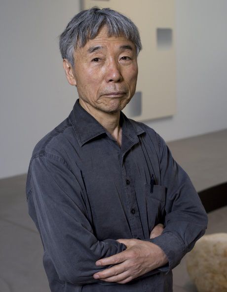 的支持者与代表者之一,韩国画家李禹焕号召艺术家们突破西方艺术的