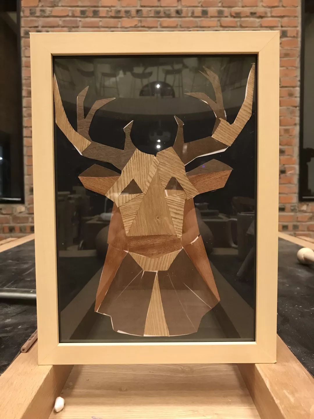 调良文创来马术俱乐部做木皮贴画吧