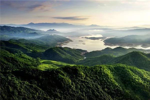 和平象徵巍峨壯觀祖在湄洲天下媽祖湄洲島島礁奇海灣美沙白林綠天藍水