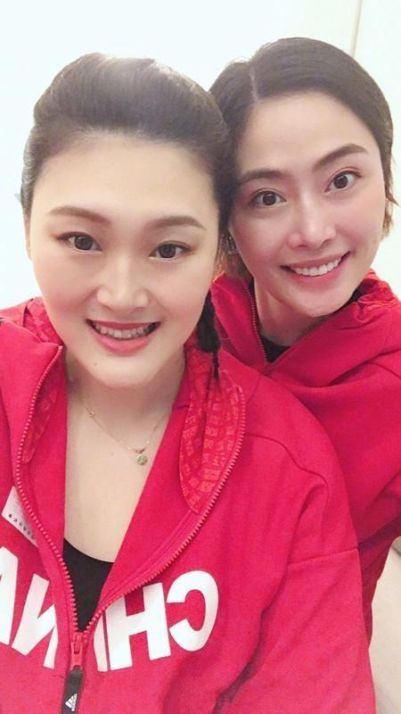 前女排功勋晒照庆生31岁的她或悲情退役马蕴雯发合照送祝福