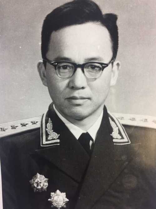 红色听风人胡正先系列传奇故事之四热血铺就西进路