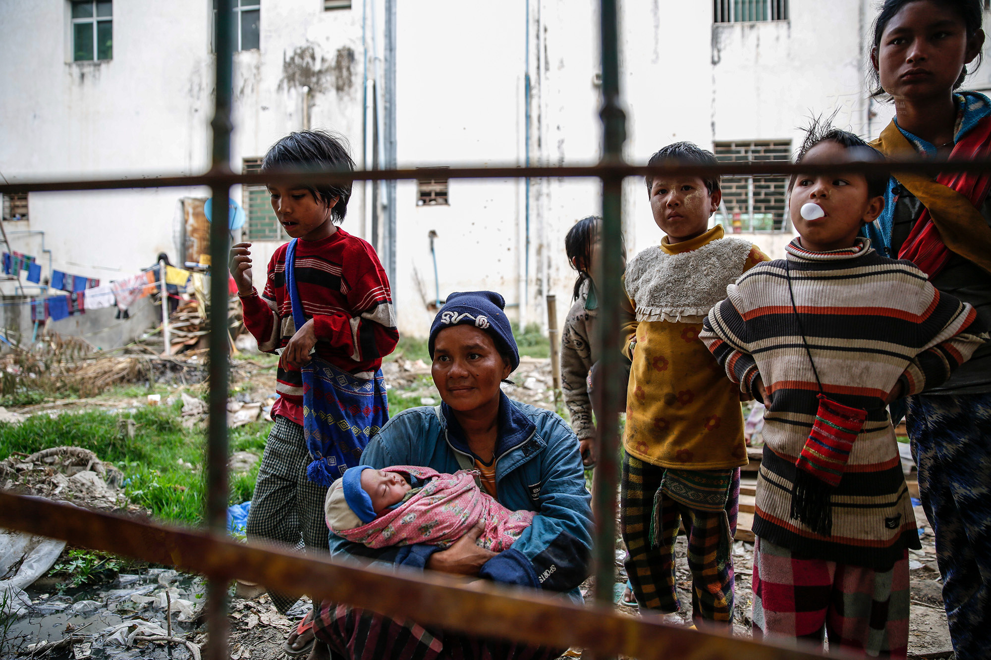 直击中缅边界线的难民,四处流窜居无定所_缅甸