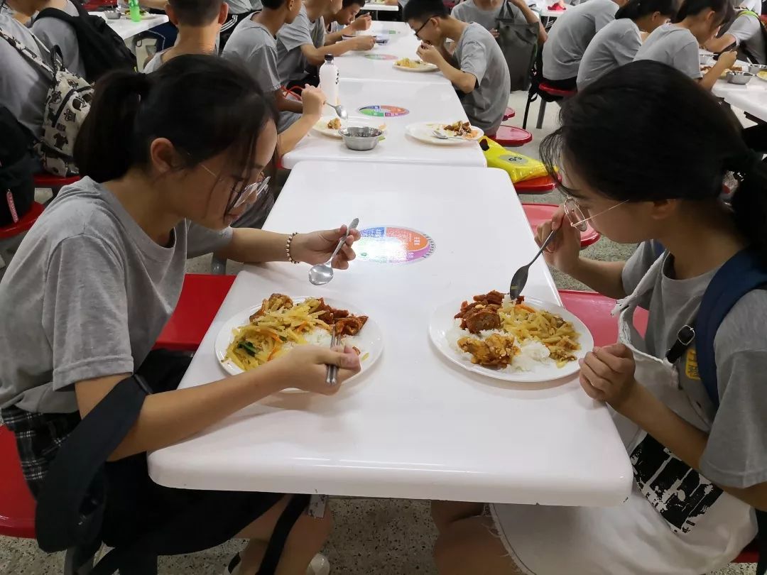 安海中学食堂图片